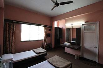Hotel Florence, Pune 4